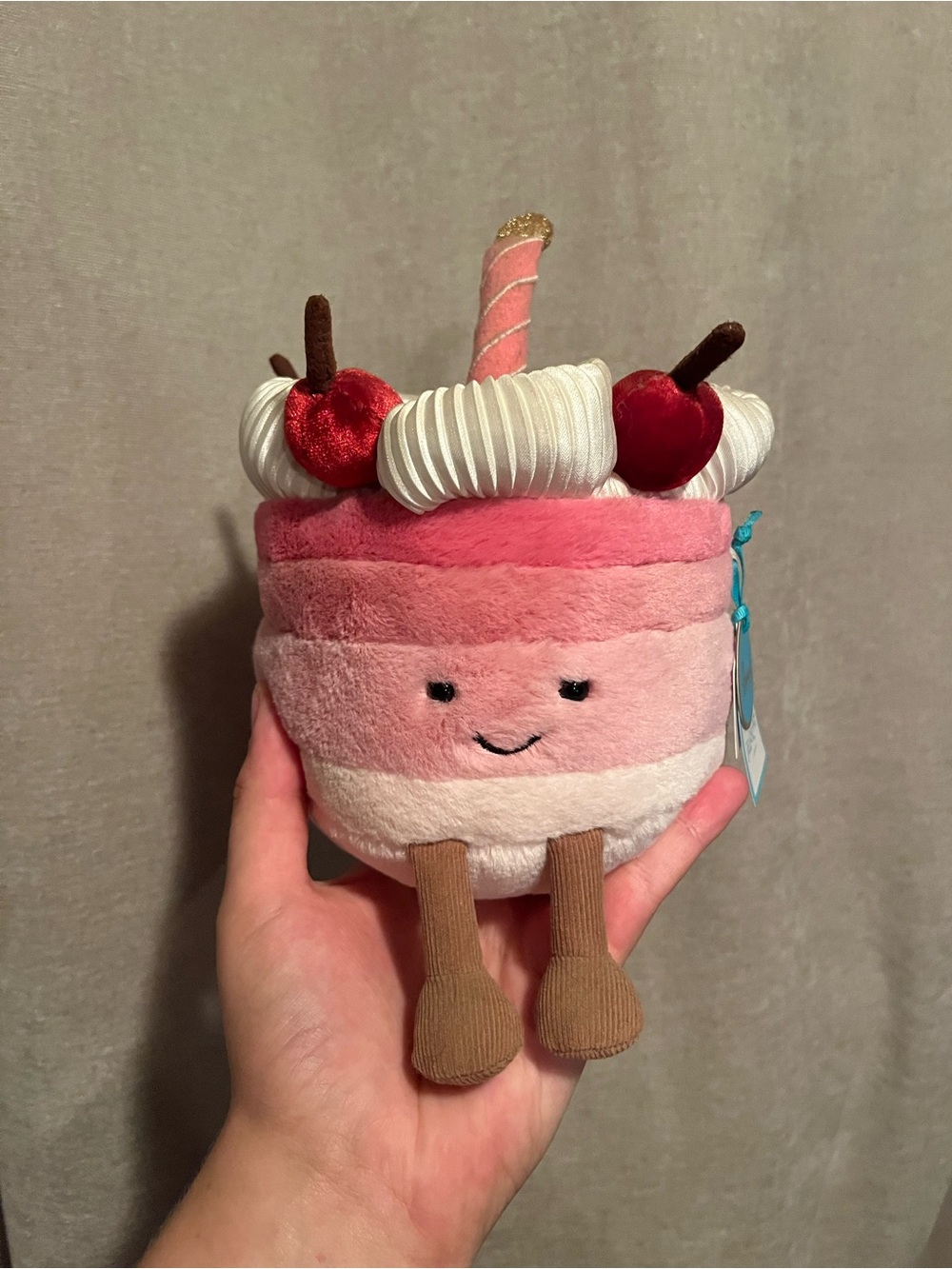Jellycat Cheryl UK exclusive cake